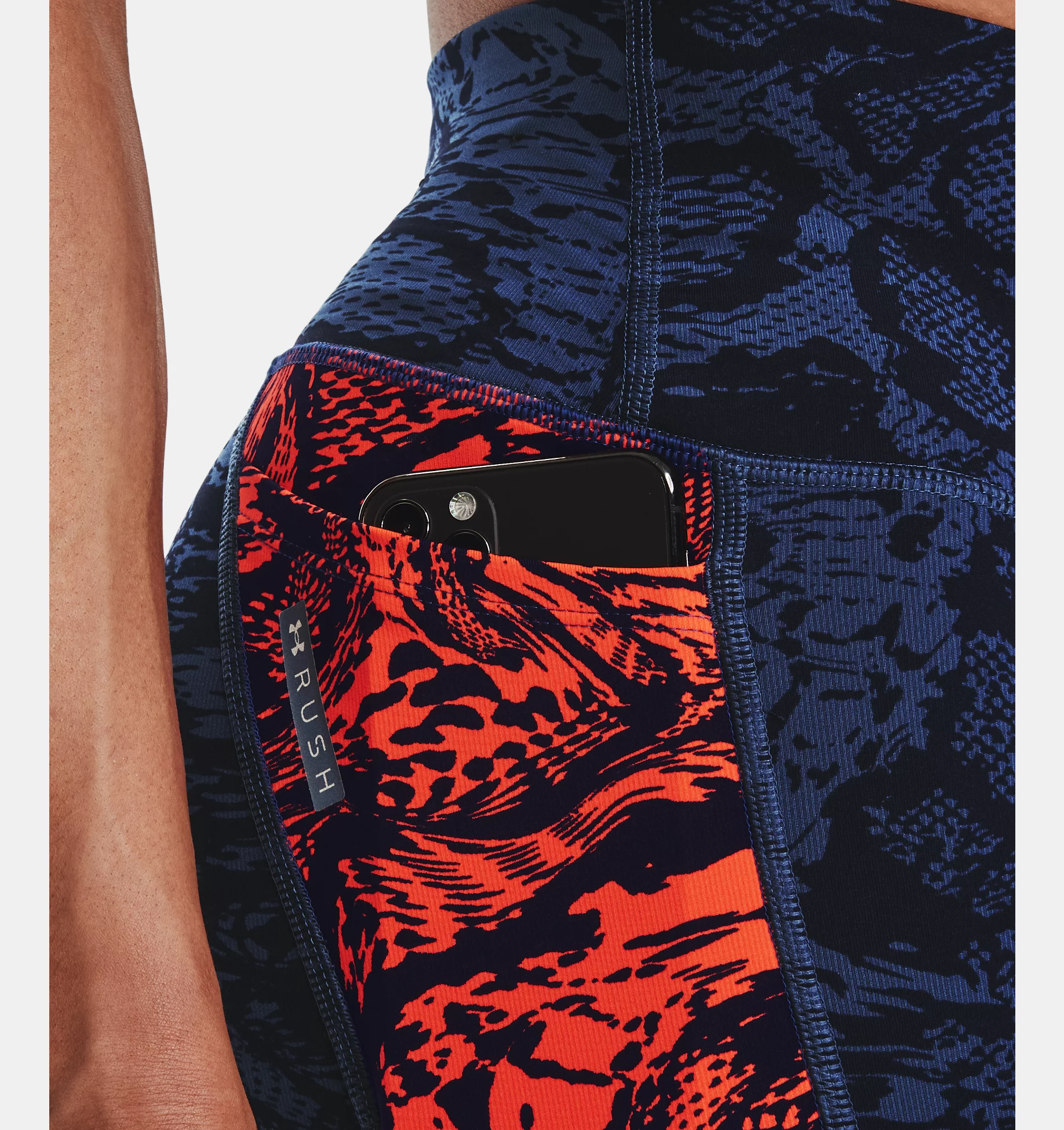 Under Armour Rush Graphic Compression Leggings pocket